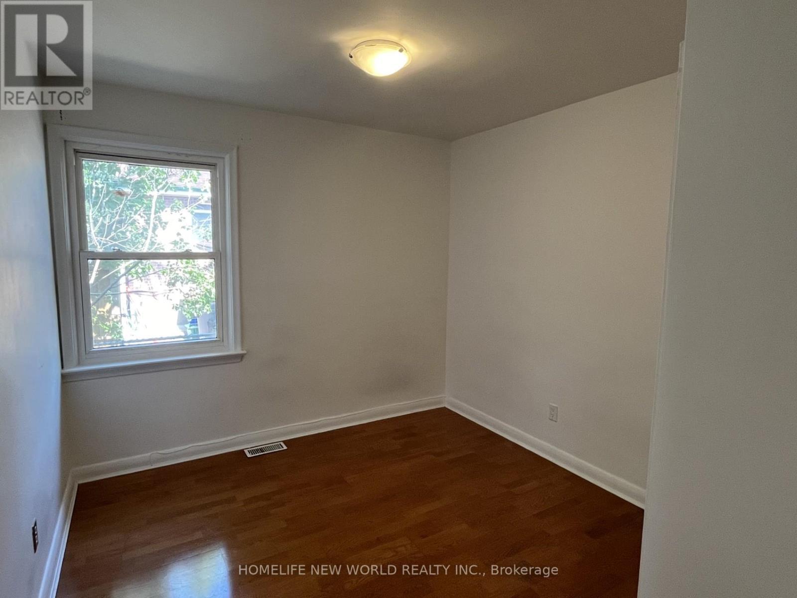 Main - 345 Centre Street E, Richmond Hill, ON - Indoor Photo Showing Other Room