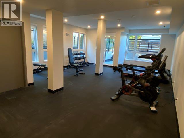 404 150 James Road, Port Moody, BC - Indoor Photo Showing Other Room