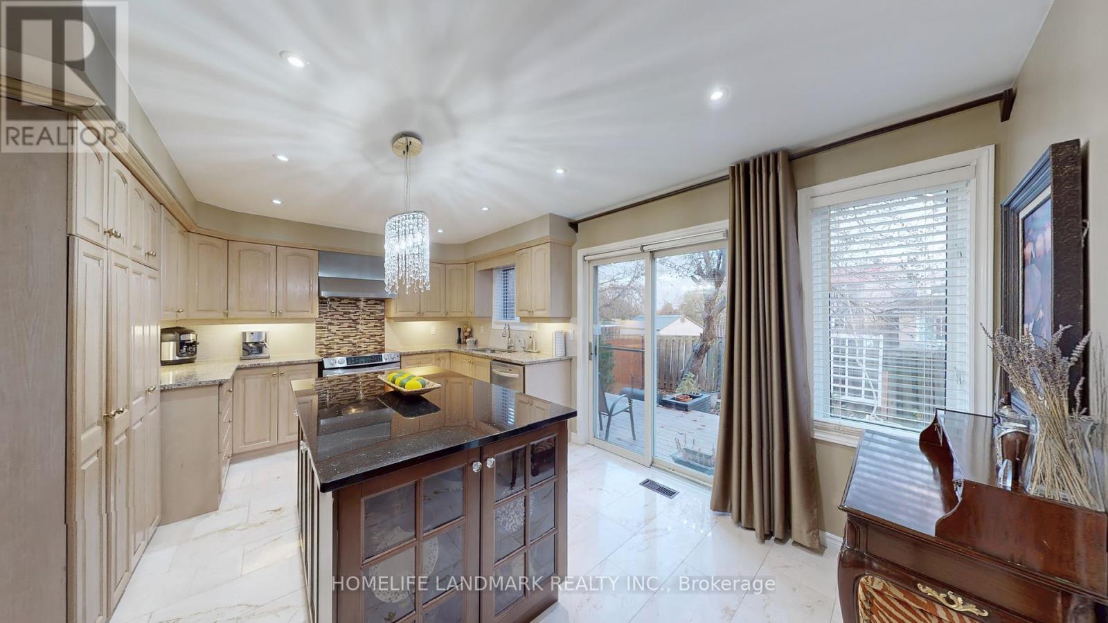 3022 Dalehurst Drive, Mississauga, ON - Indoor Photo Showing Other Room