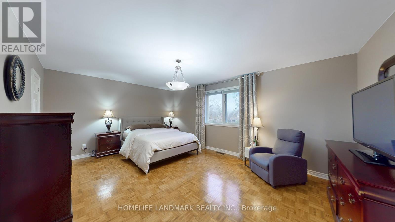 3022 Dalehurst Drive, Mississauga, ON - Indoor Photo Showing Bedroom