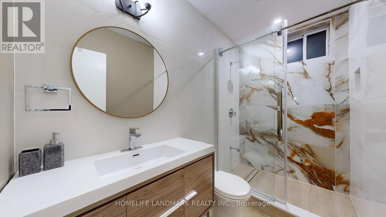 3022 Dalehurst Drive, Mississauga, ON - Indoor Photo Showing Bathroom
