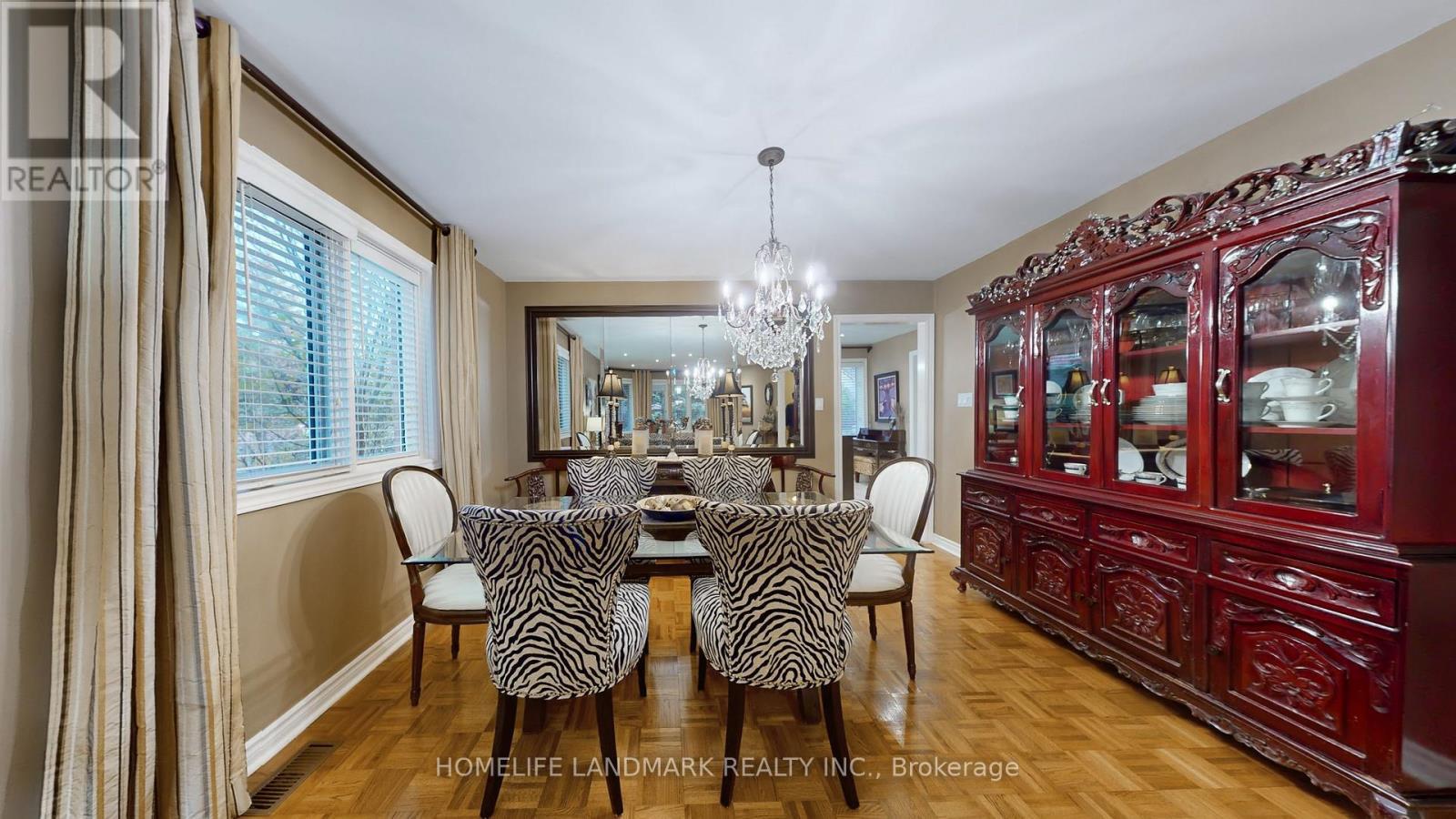 3022 Dalehurst Drive, Mississauga, ON - Indoor Photo Showing Dining Room
