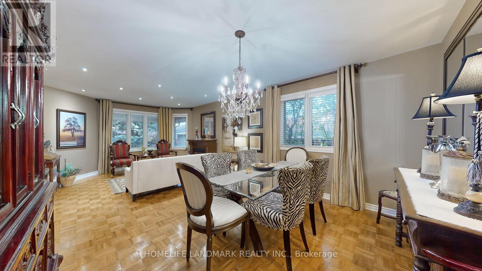 3022 Dalehurst Drive, Mississauga, ON - Indoor Photo Showing Dining Room