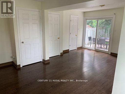 4 Juliana Square, Brampton, ON - Indoor Photo Showing Other Room