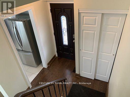 4 Juliana Square, Brampton, ON - Indoor Photo Showing Other Room