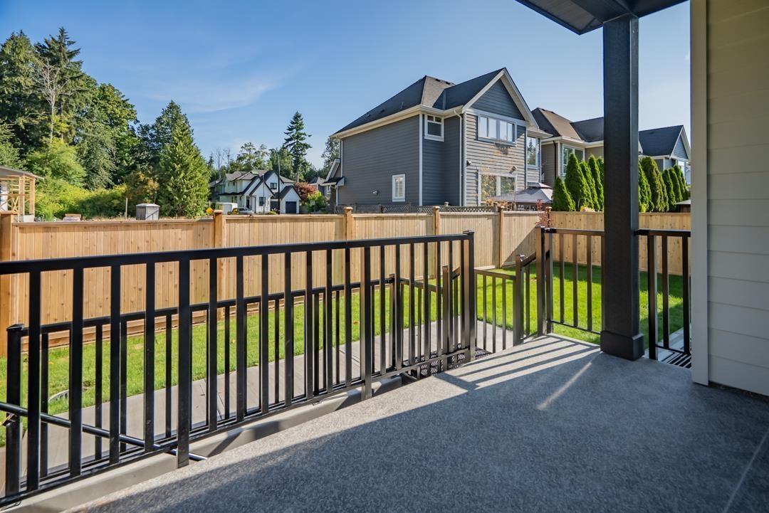 16935 0A Avenue, Surrey, BC - Outdoor
