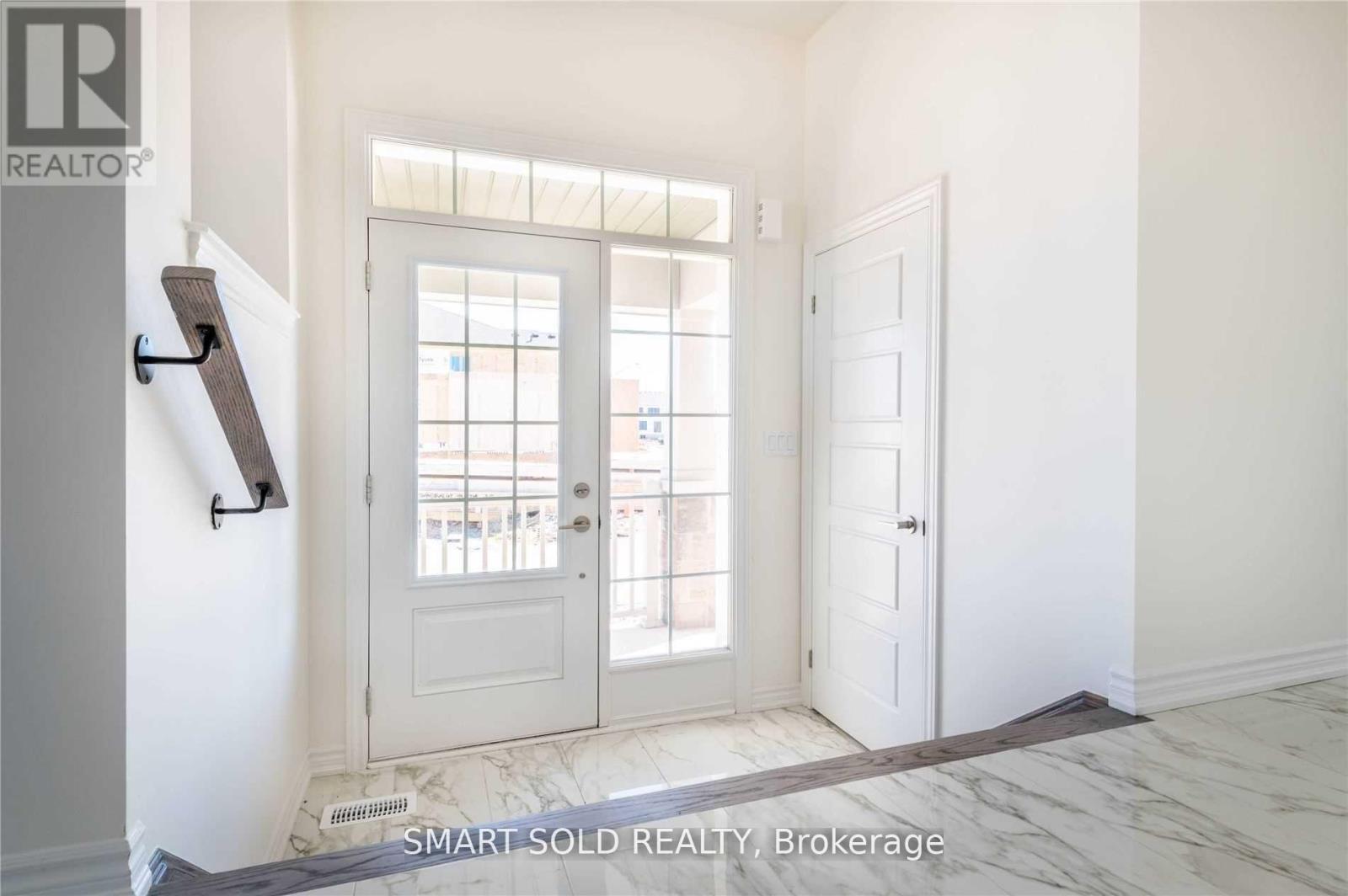 73 Greer Street, Barrie, ON - Indoor Photo Showing Other Room