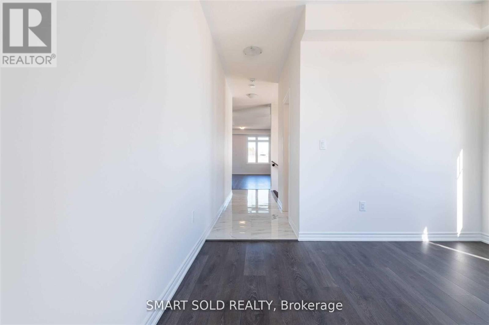 73 Greer Street, Barrie, ON - Indoor Photo Showing Other Room