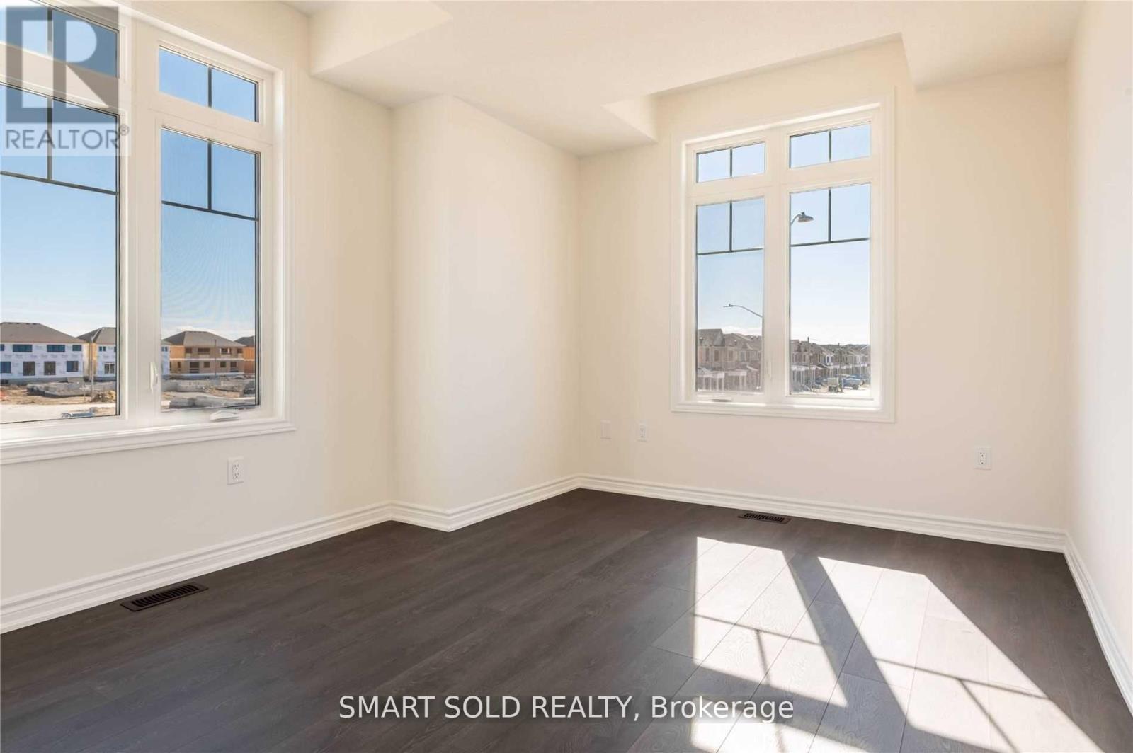 73 Greer Street, Barrie, ON - Indoor Photo Showing Other Room