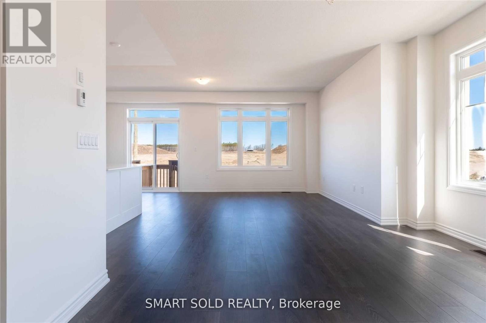 73 Greer Street, Barrie, ON - Indoor