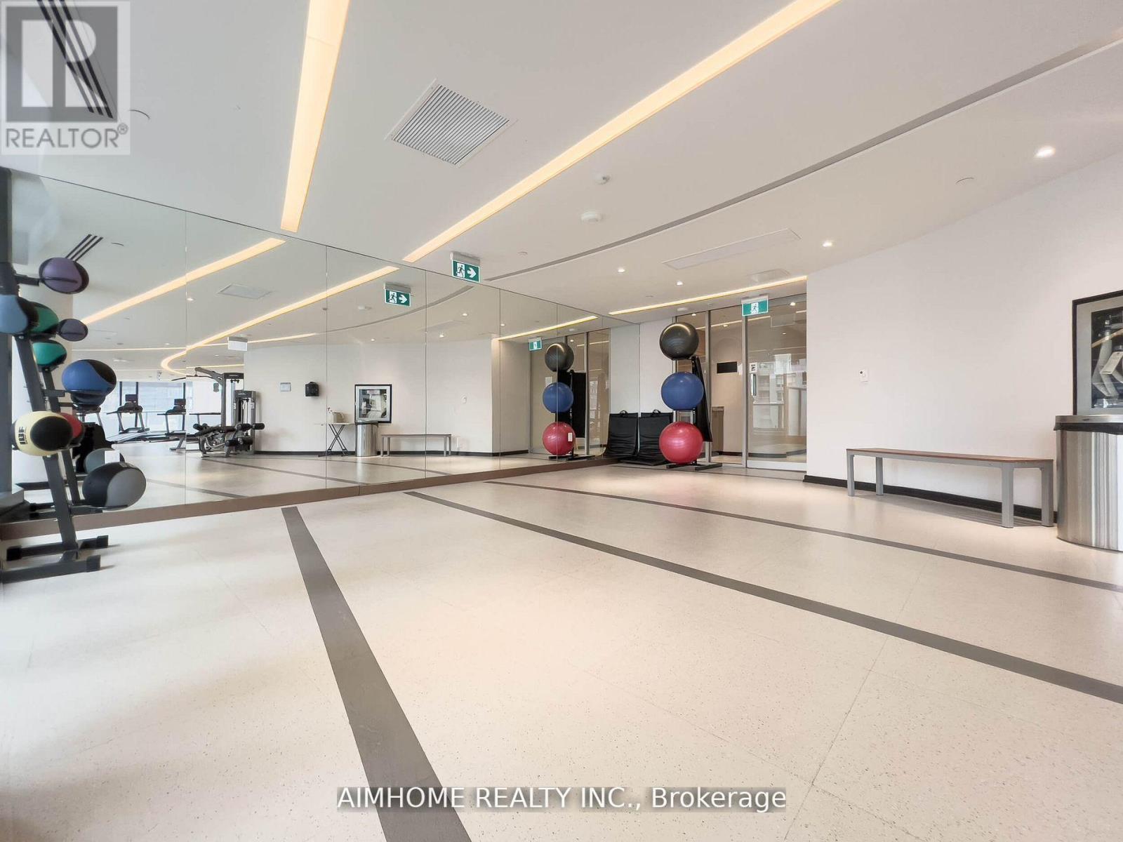 4011 - 11 Wellesley Street W, Toronto, ON - Photo Showing Other Room