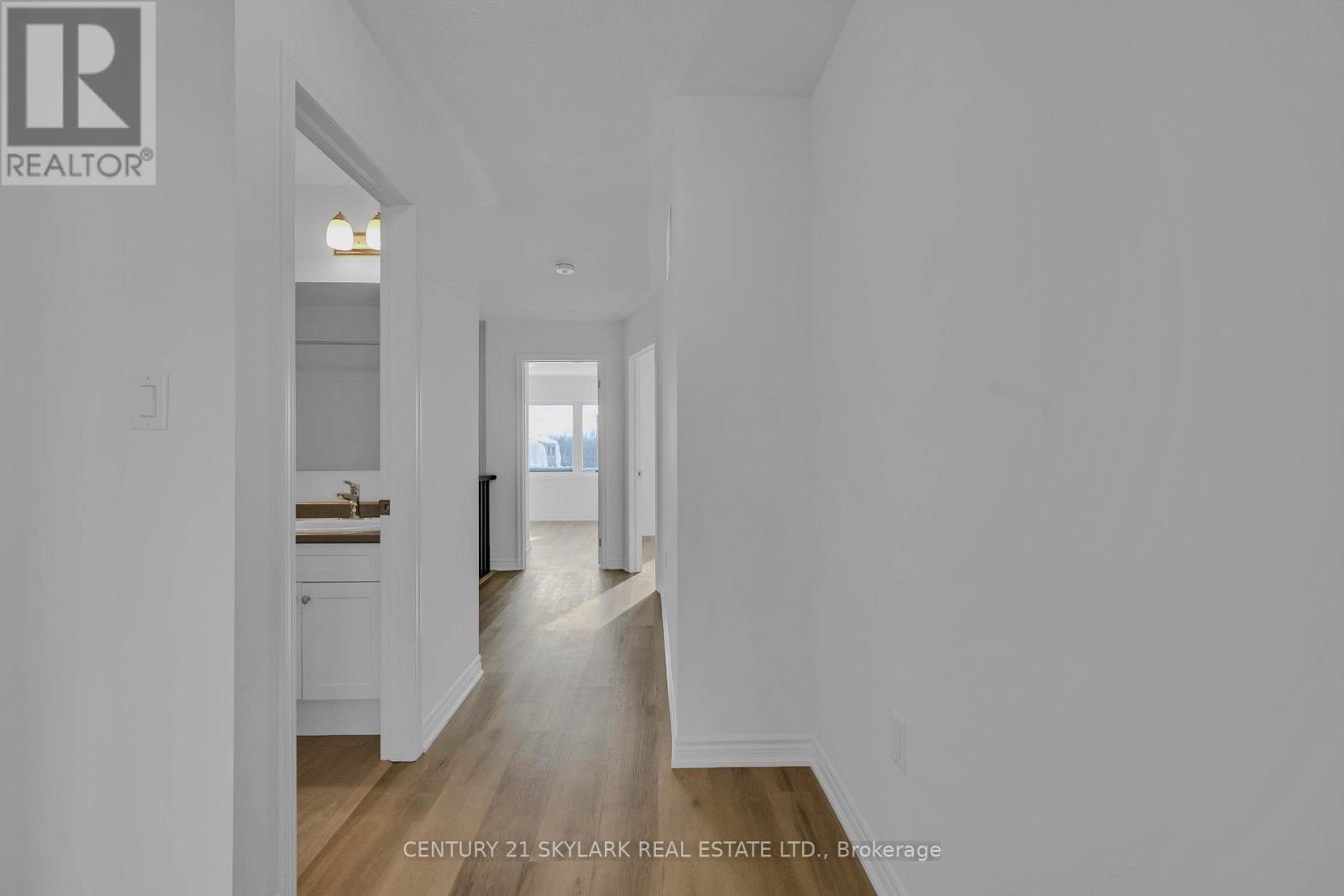 16 Ivory Road, Barrie, ON - Indoor Photo Showing Other Room