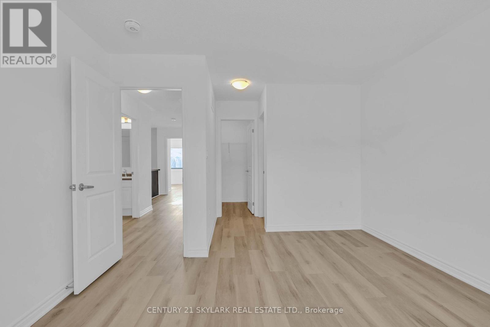 16 Ivory Road, Barrie, ON - Indoor Photo Showing Other Room