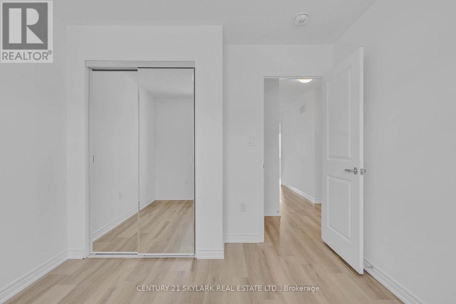 16 Ivory Road, Barrie, ON - Indoor Photo Showing Other Room