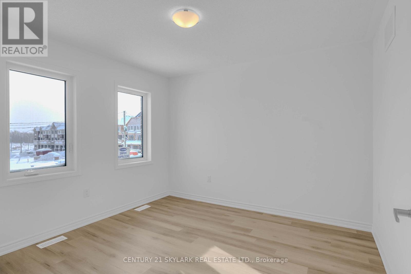 16 Ivory Road, Barrie, ON - Indoor Photo Showing Other Room