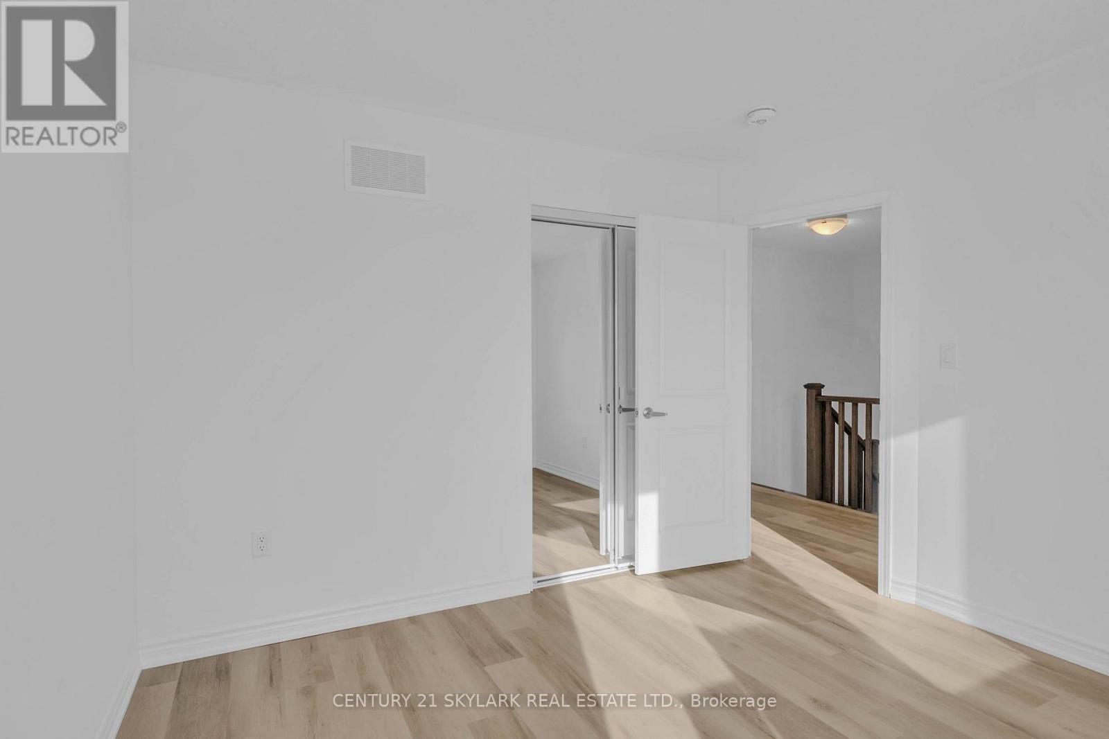 16 Ivory Road, Barrie, ON - Indoor Photo Showing Other Room