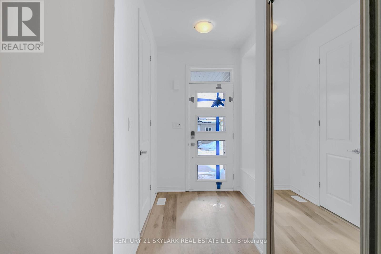 16 Ivory Road, Barrie, ON - Indoor Photo Showing Other Room