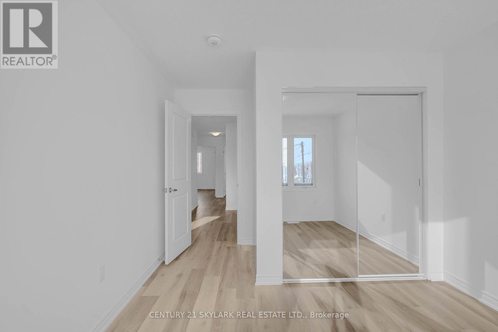 16 Ivory Road, Barrie, ON - Indoor Photo Showing Other Room