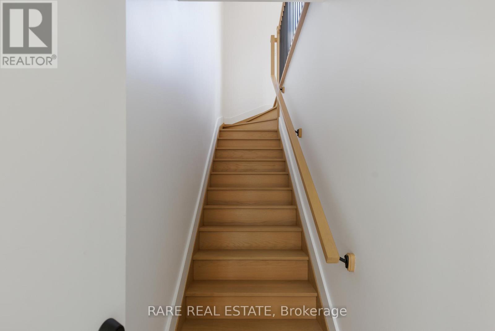 Laneway - 451 Montrose Avenue, Toronto, ON - Indoor Photo Showing Other Room