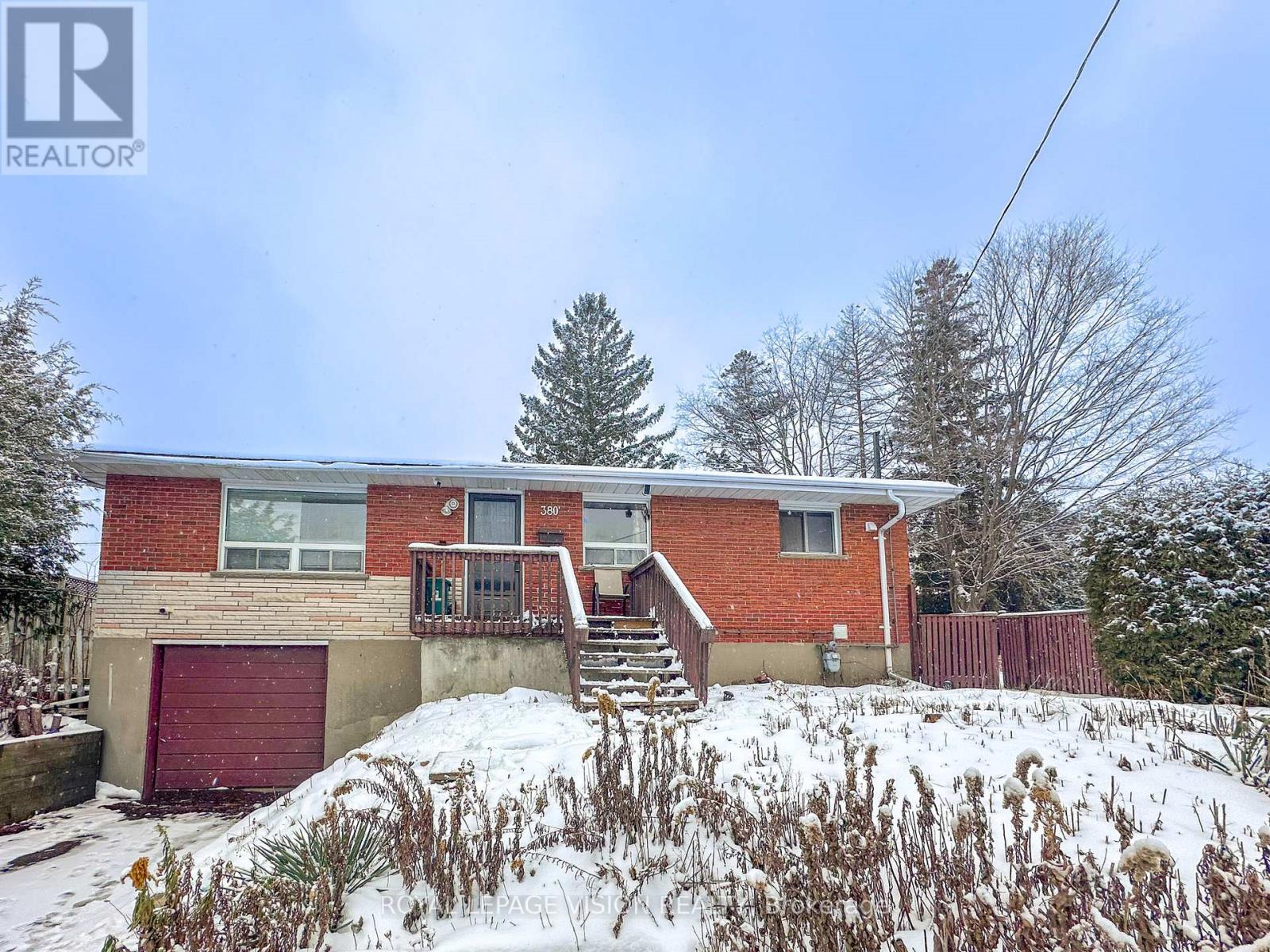 Main Floor - 380 Arbor Court, Oshawa, ON - Outdoor