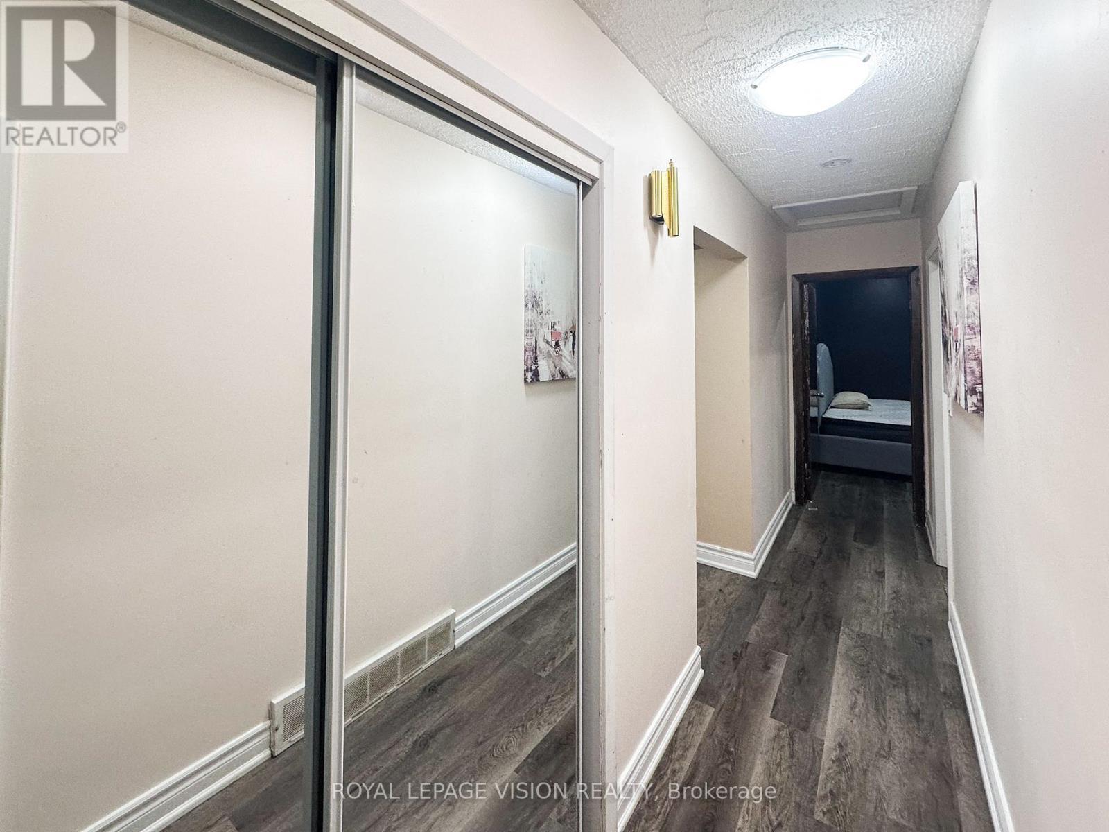 Main Floor - 380 Arbor Court, Oshawa, ON - Indoor Photo Showing Other Room