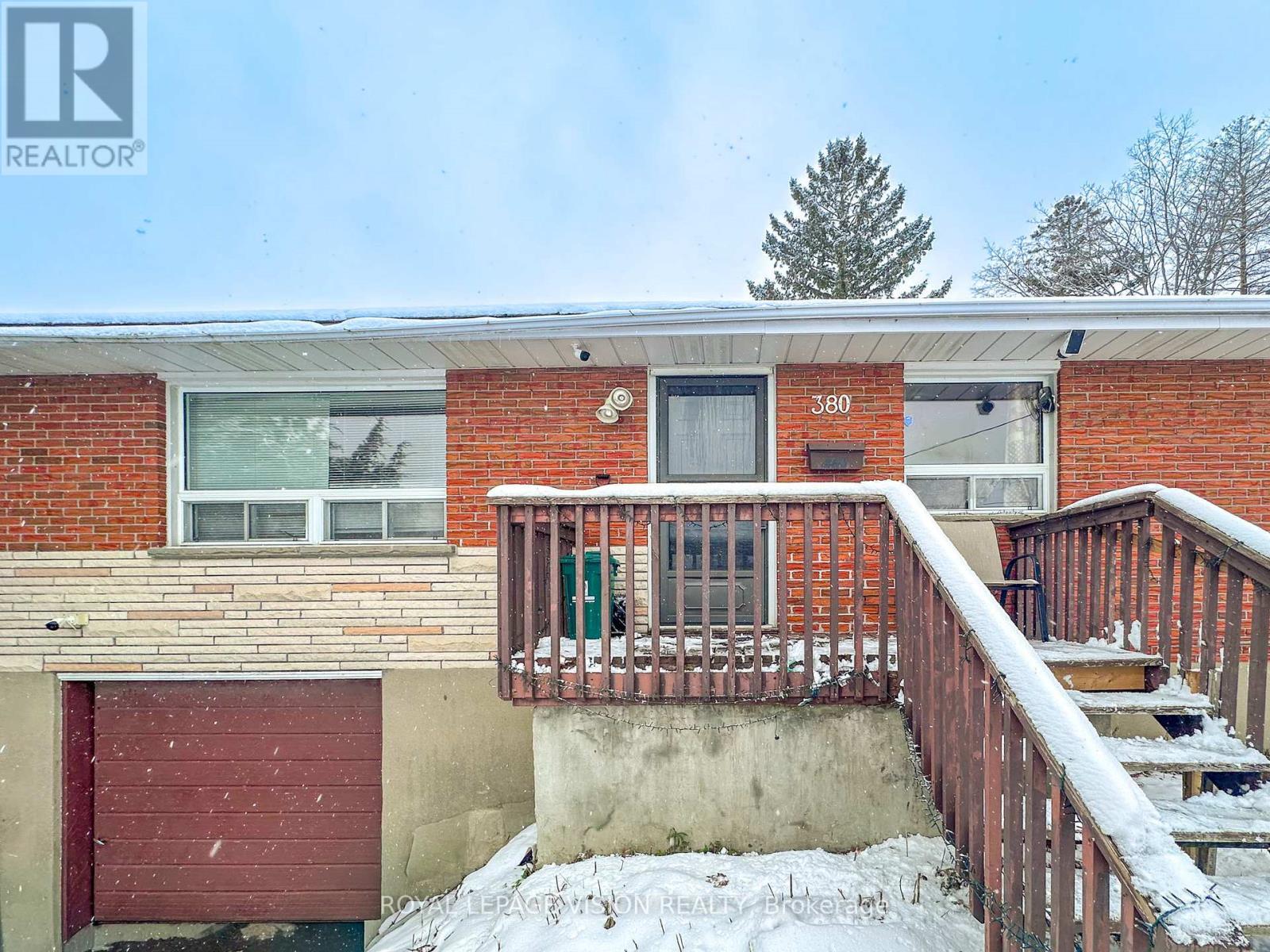 Main Floor - 380 Arbor Court, Oshawa, ON - Outdoor