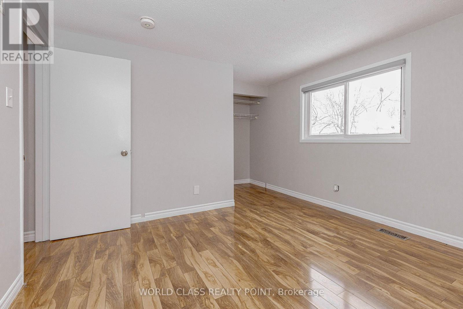 4 Dafoe Crescent, Brampton, ON - Indoor Photo Showing Other Room
