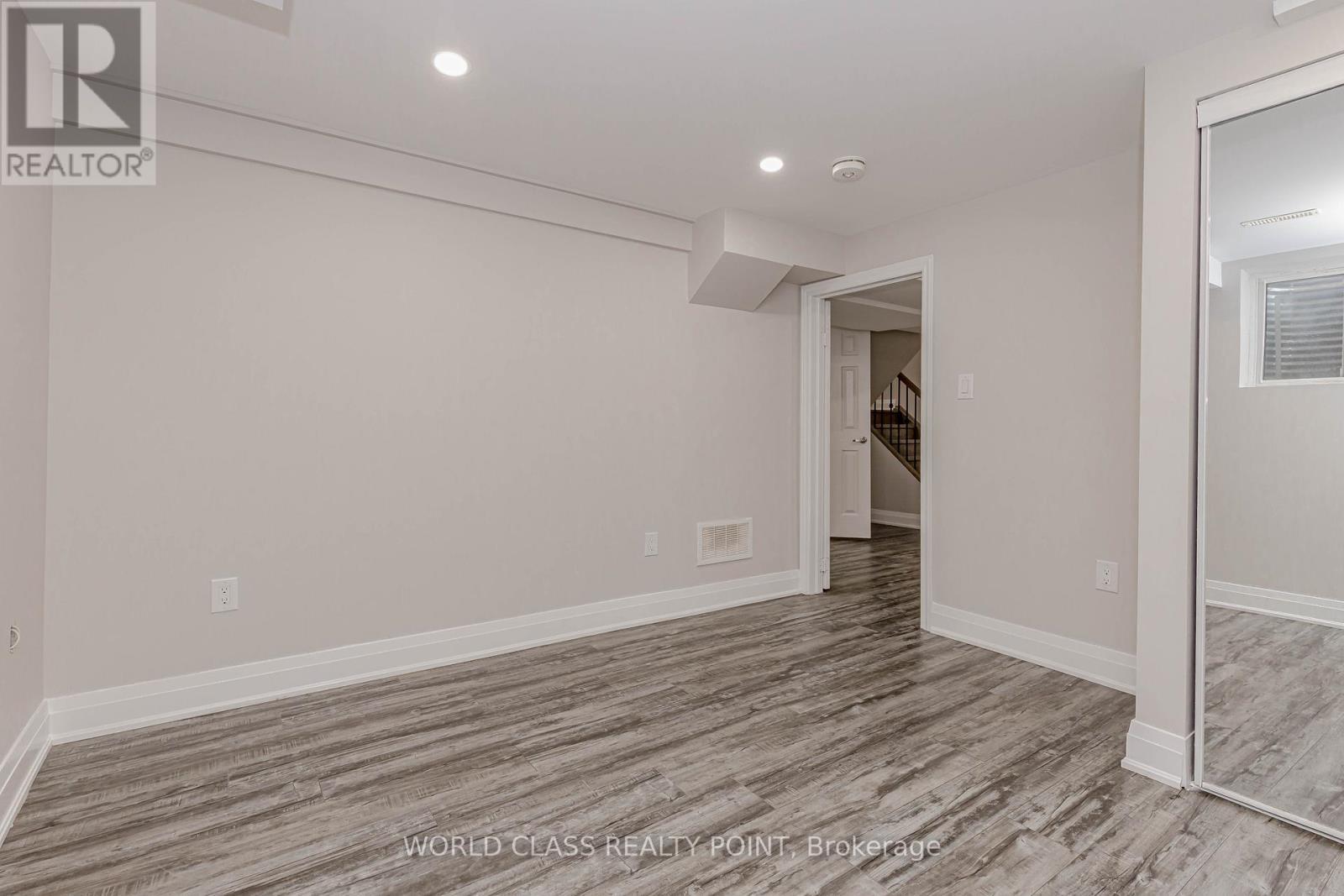 4 Dafoe Crescent, Brampton, ON - Indoor Photo Showing Other Room