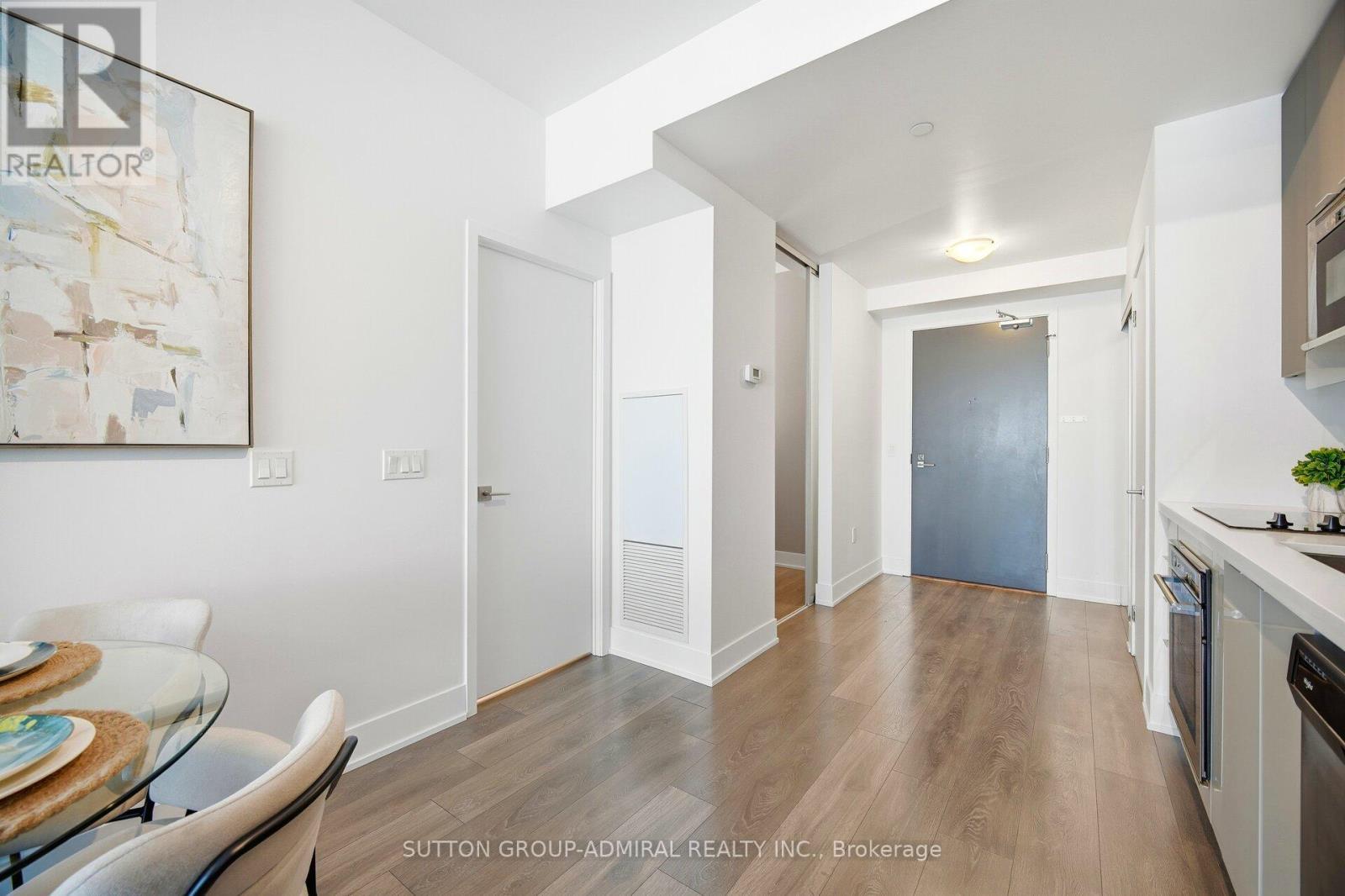 2908 Highway 7, Vaughan, ON - Indoor