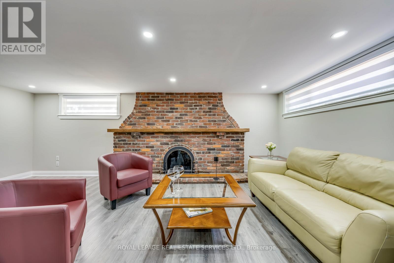 577 Trudale Court, Oakville, ON - Indoor With Fireplace