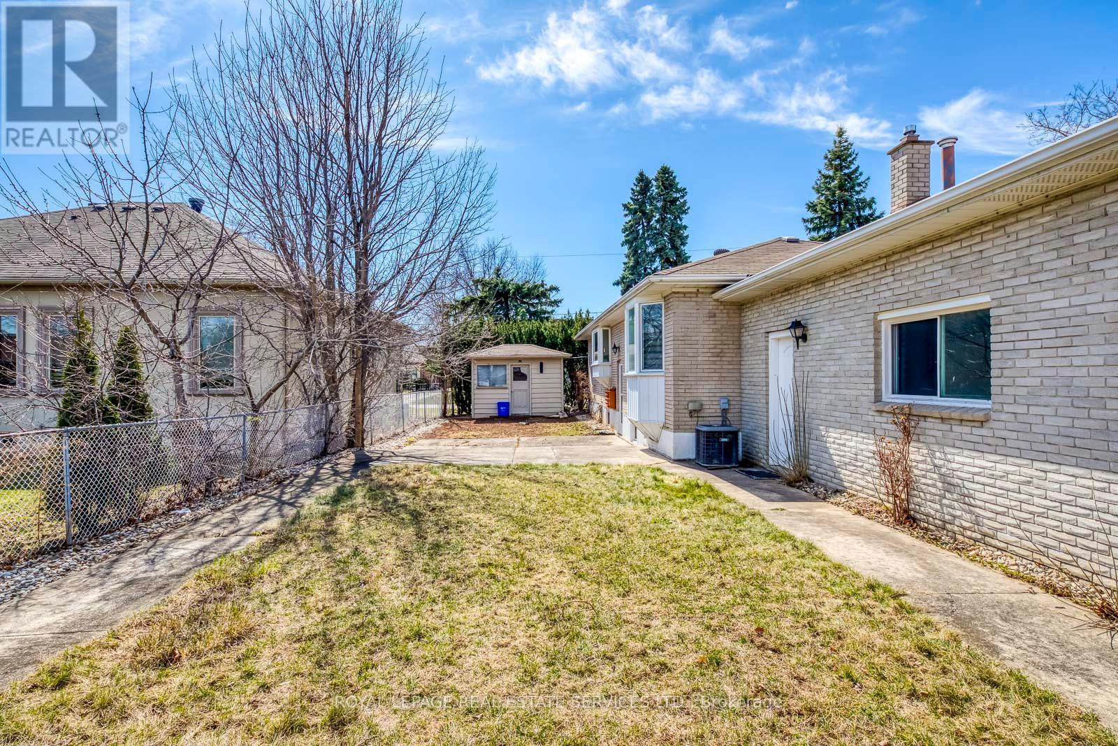 577 Trudale Court, Oakville, ON - Outdoor