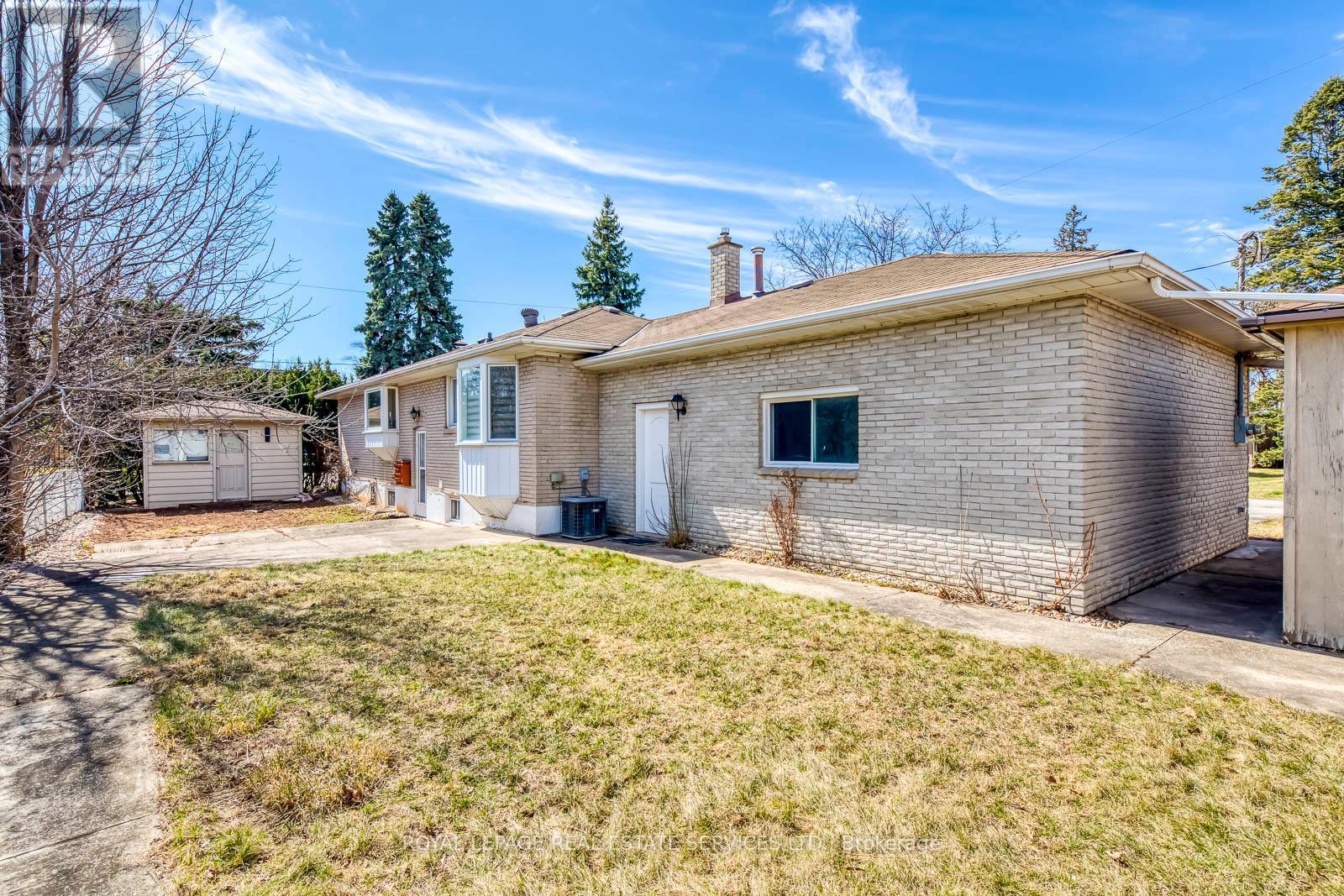 577 Trudale Court, Oakville, ON - Outdoor