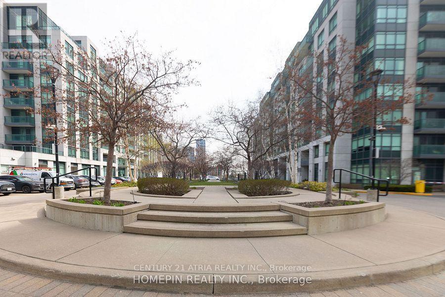 818 - 55 South Town Centre Boulevard, Markham, ON - Outdoor With Facade