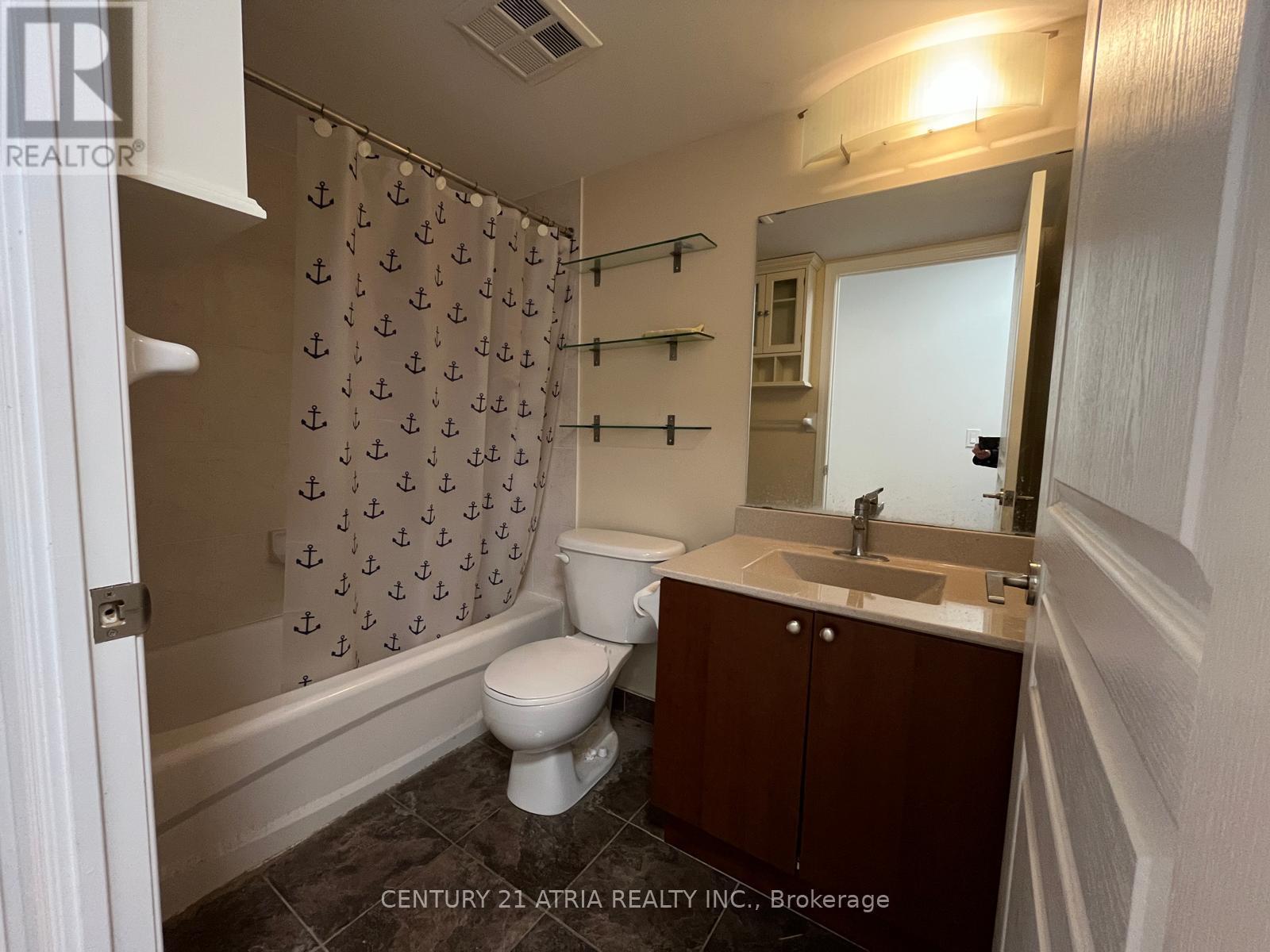 Common Bath - 818 - 55 South Town Centre Boulevard, Markham, ON - Indoor Photo Showing Bathroom