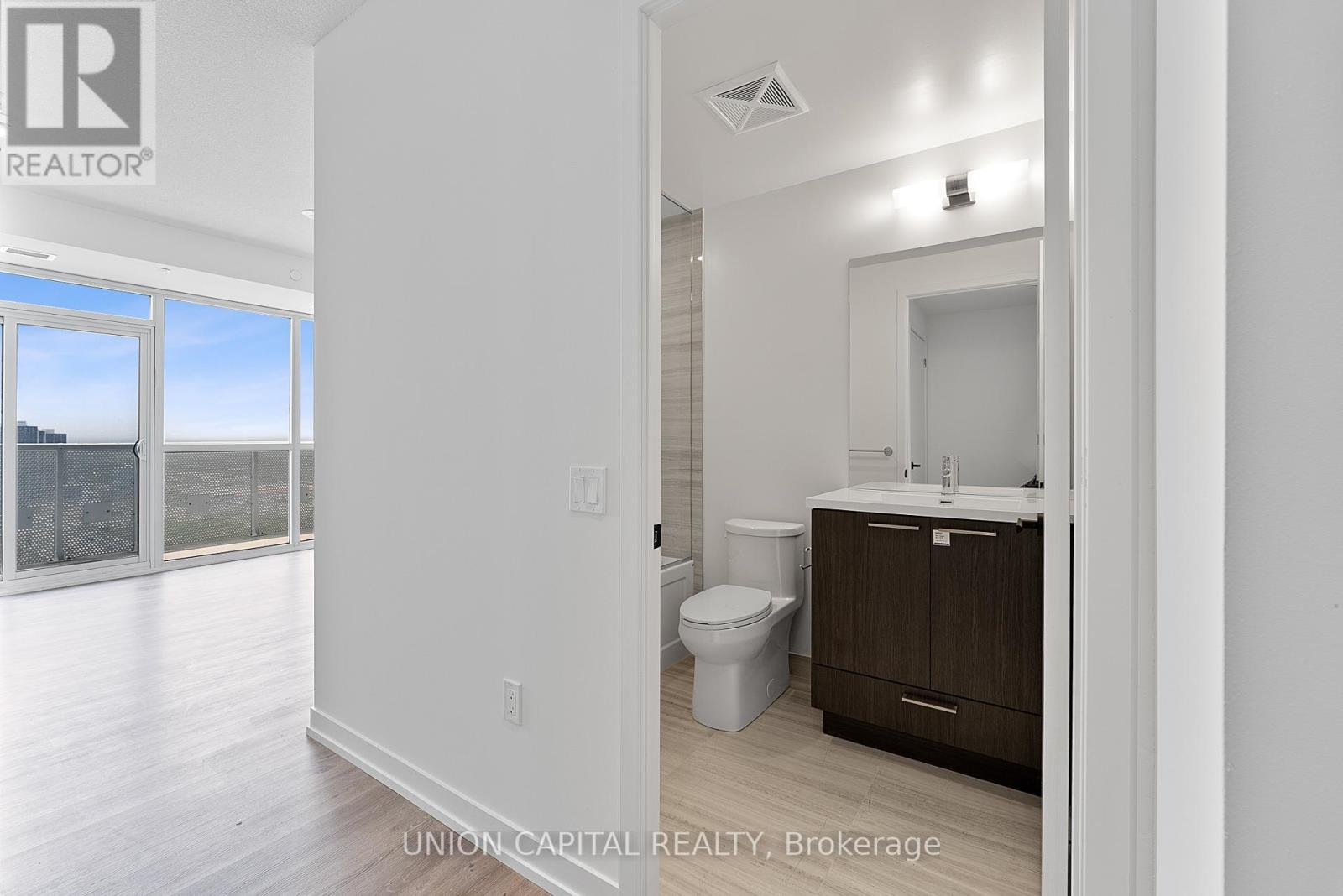 3109 - 225 Commerce Street, Vaughan, ON - Indoor Photo Showing Bathroom