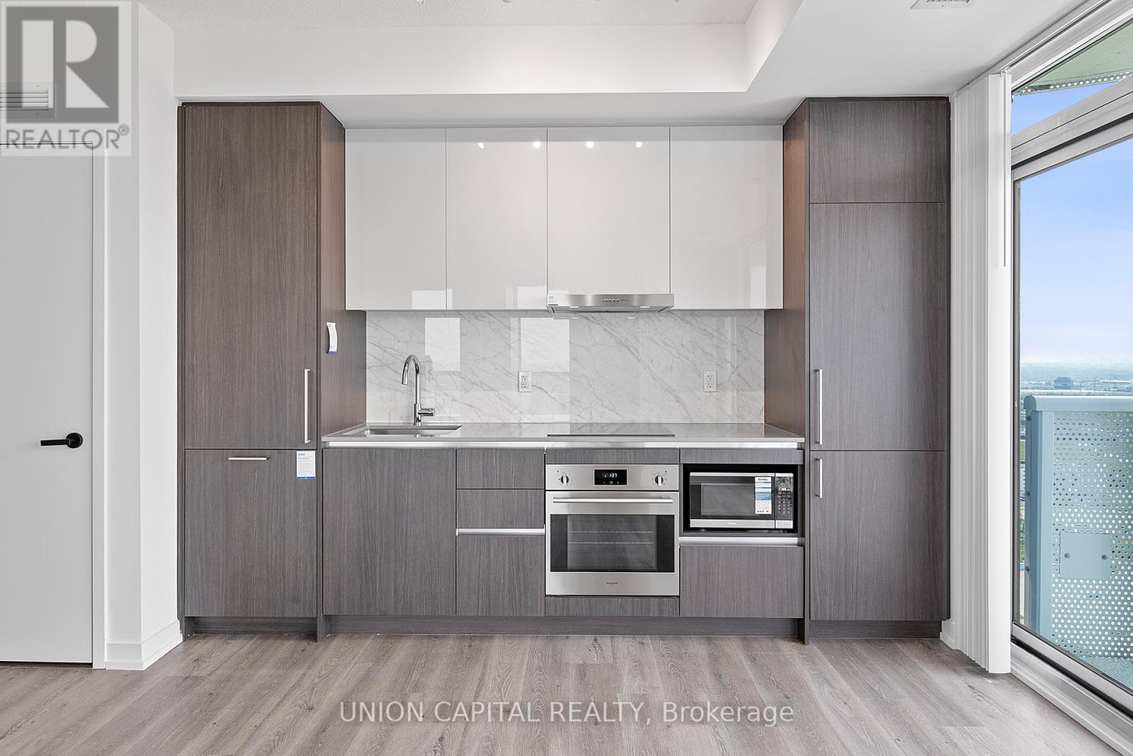 3109 - 225 Commerce Street, Vaughan, ON - Indoor Photo Showing Kitchen With Upgraded Kitchen