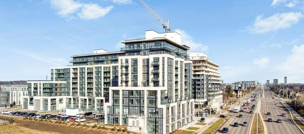 159-405 Dundas Street W, Oakville, ON