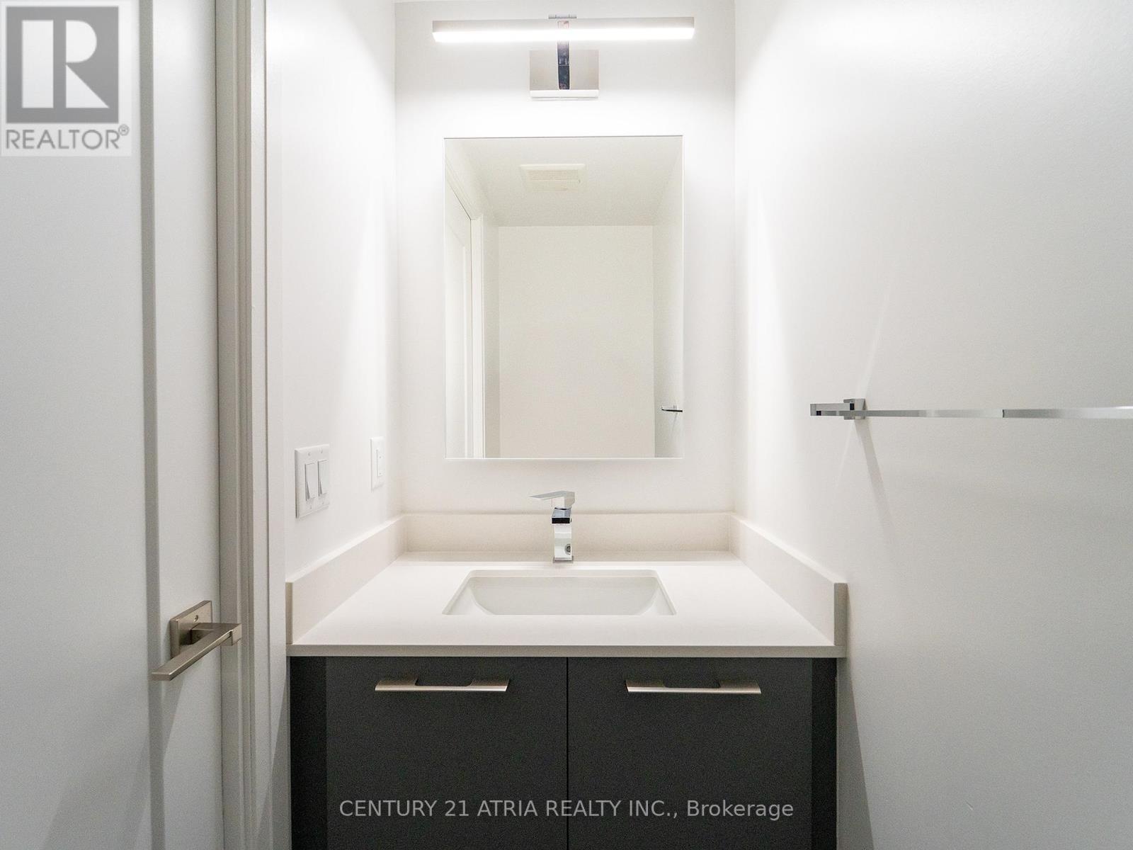 4610 - 8 Water Walk Drive, Markham, ON - Indoor Photo Showing Bathroom