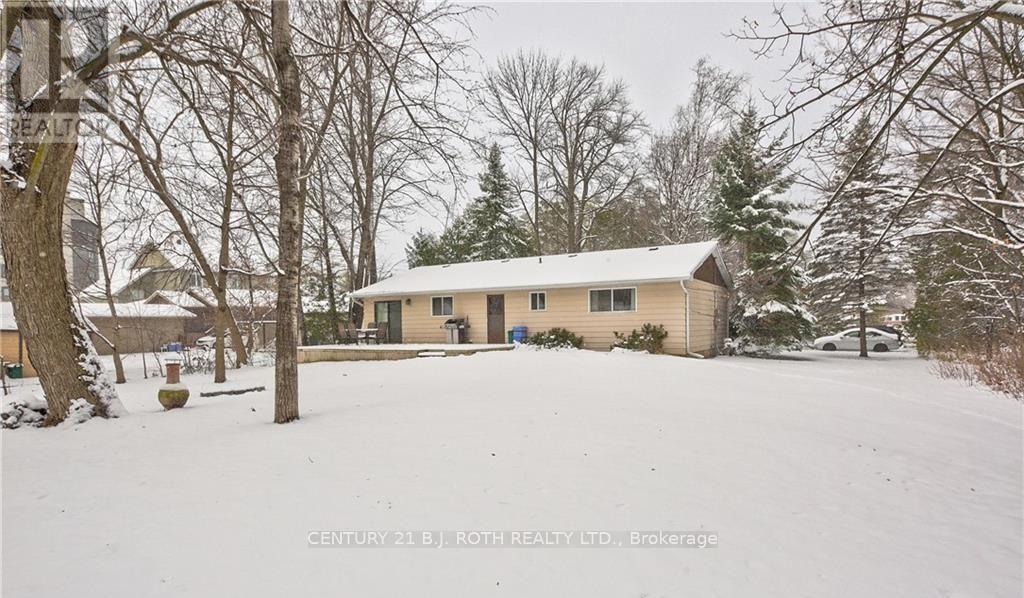 787 Innisfil Beach Road, Innisfil, ON - Outdoor