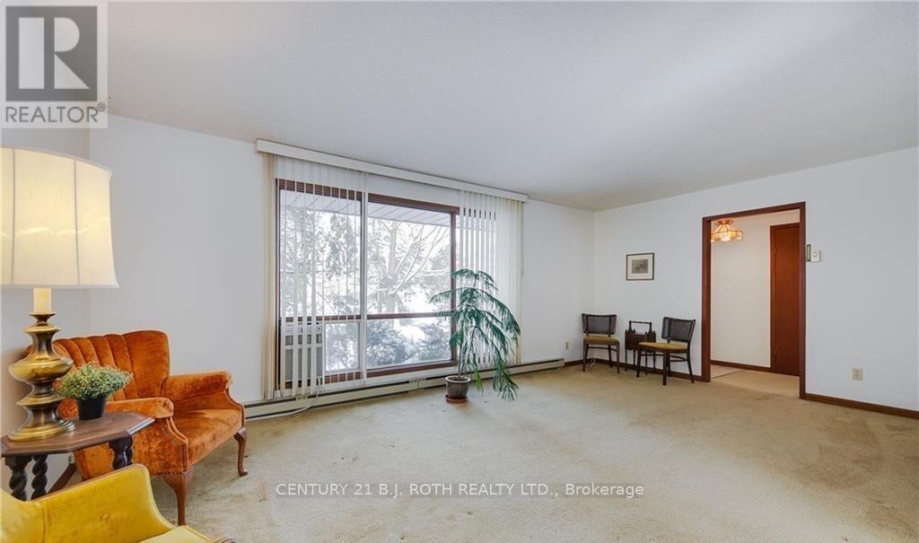 787 Innisfil Beach Road, Innisfil, ON - Indoor