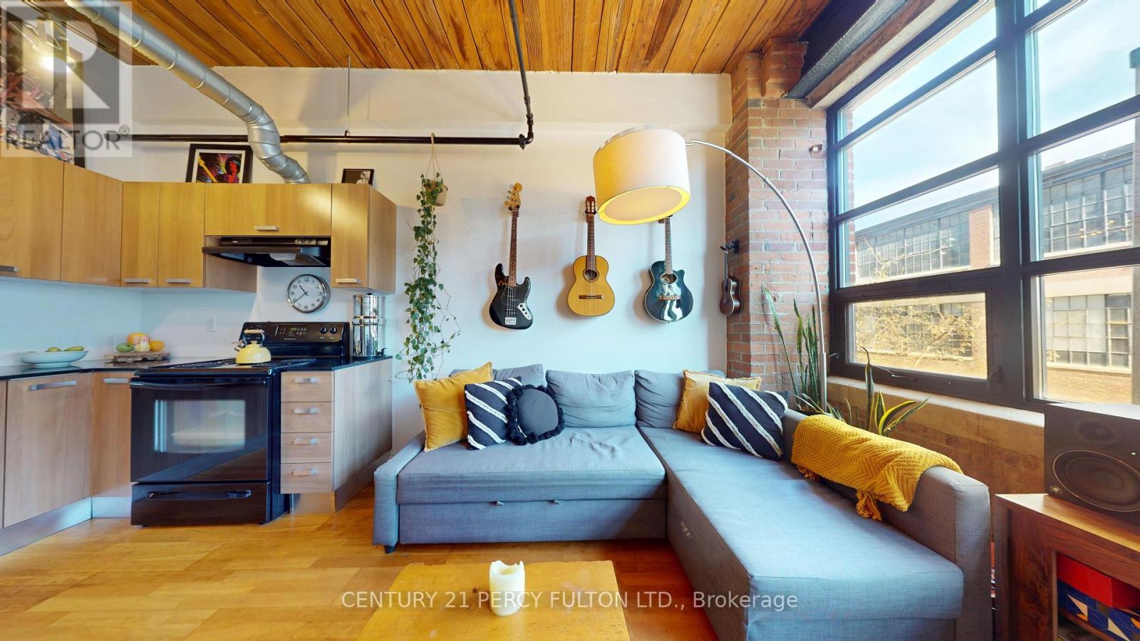 217 - 43 Hanna Avenue, Toronto, ON - Indoor