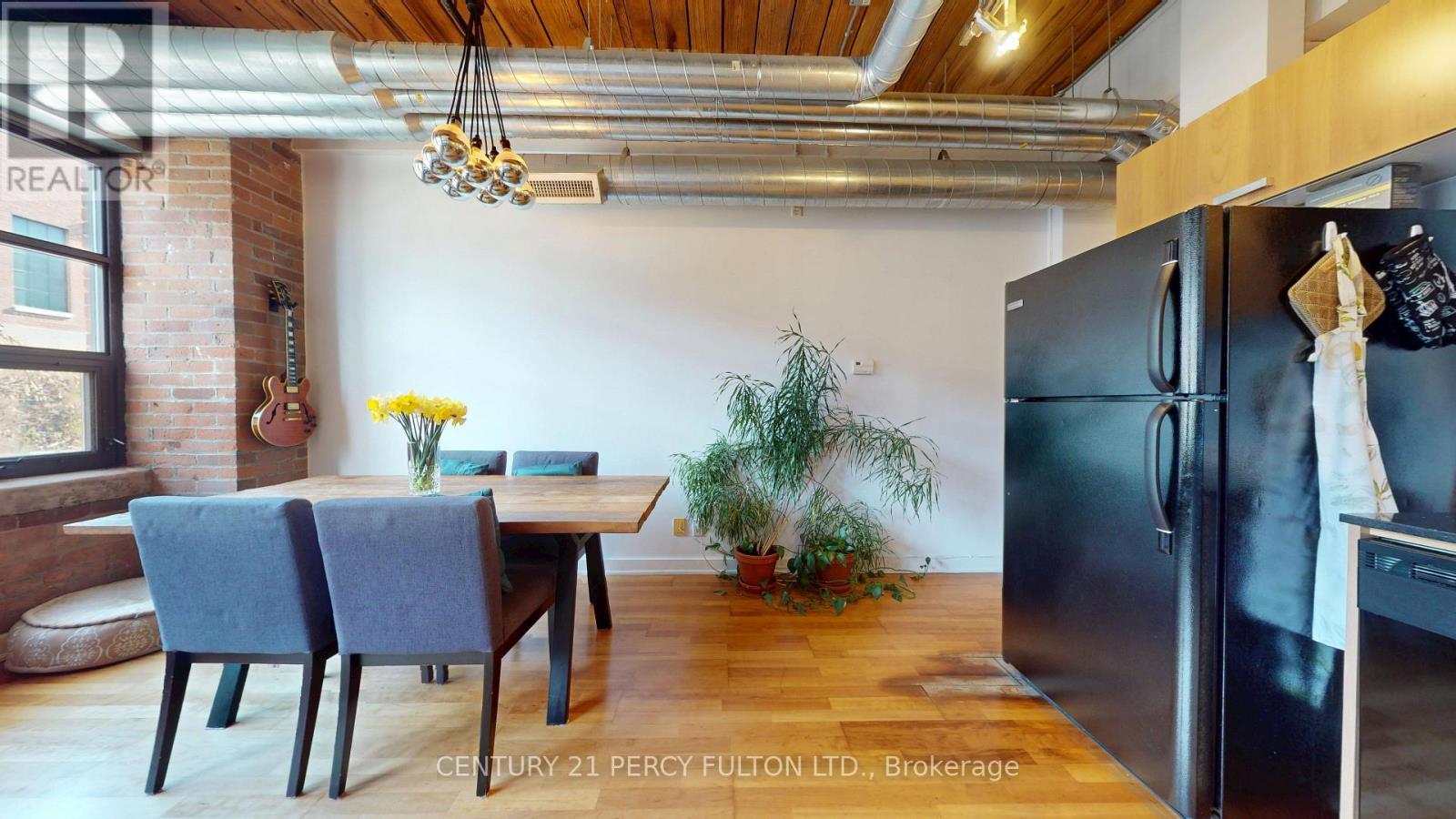 217 - 43 Hanna Avenue, Toronto, ON - Indoor