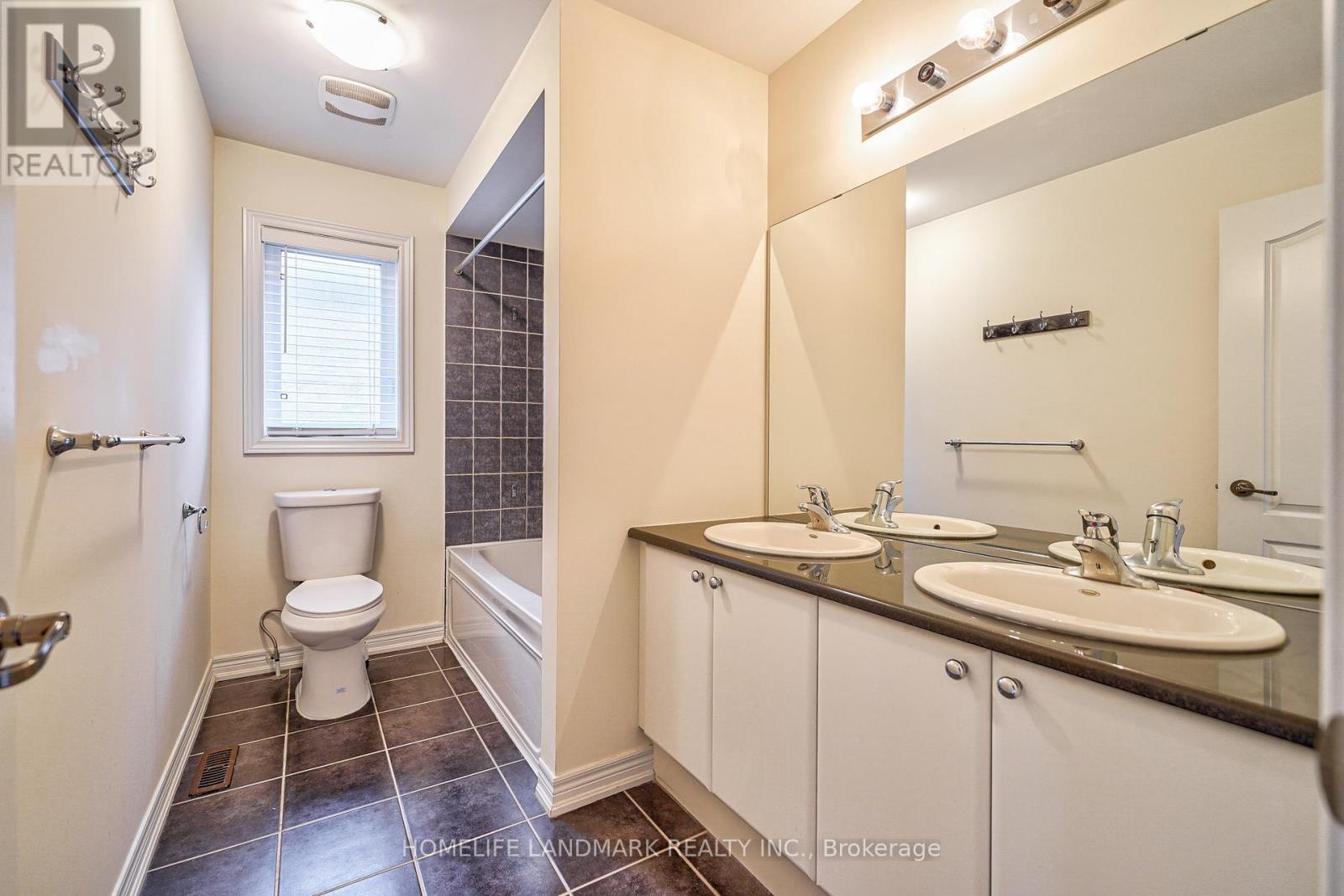 83 Hawksbury Road, Markham, ON - Indoor Photo Showing Bathroom