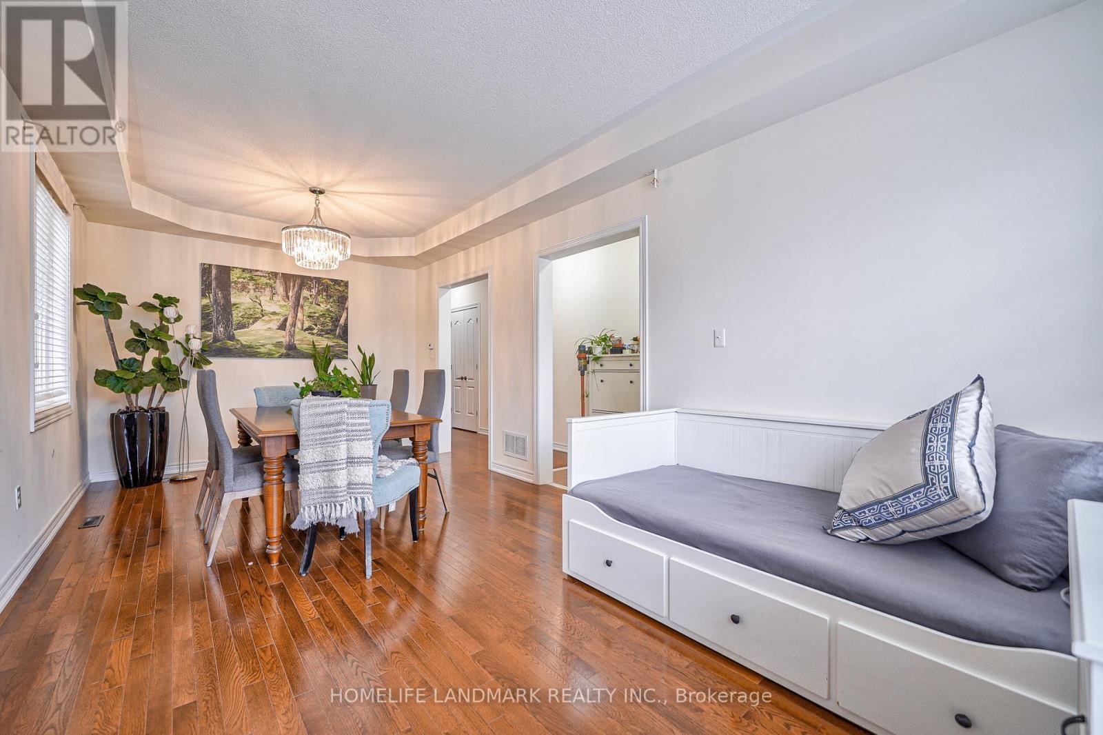 83 Hawksbury Road, Markham, ON - Indoor