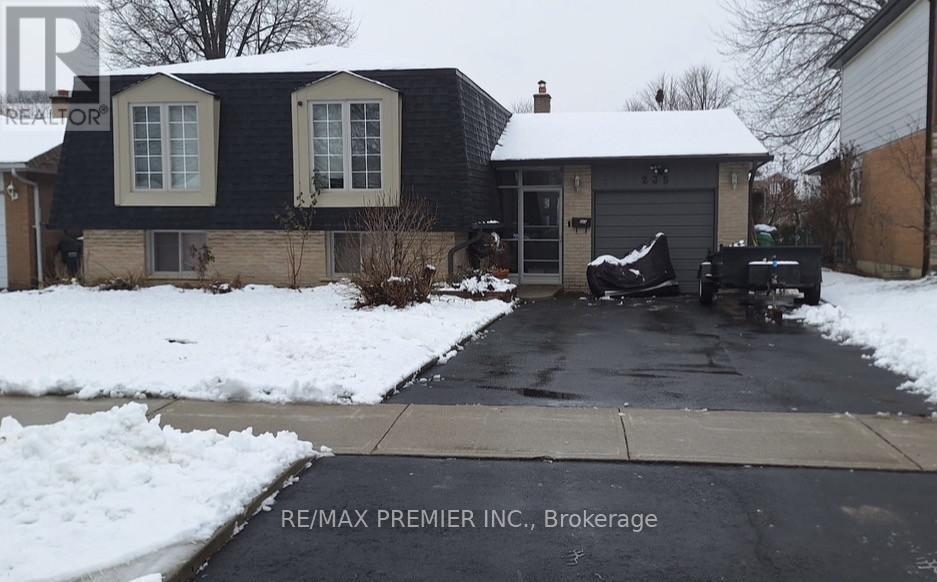 235 Louis Drive, Mississauga, ON - Outdoor