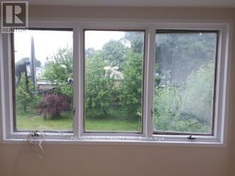 14 Tofield Crescent, Toronto, ON - Indoor Photo Showing Other Room