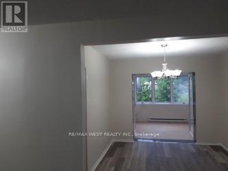 14 Tofield Crescent, Toronto, ON - Indoor Photo Showing Other Room