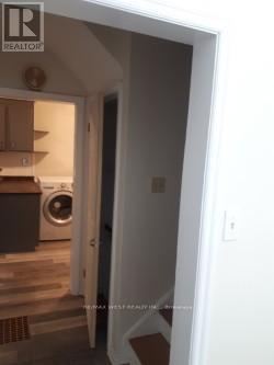 14 Tofield Crescent, Toronto, ON - Indoor