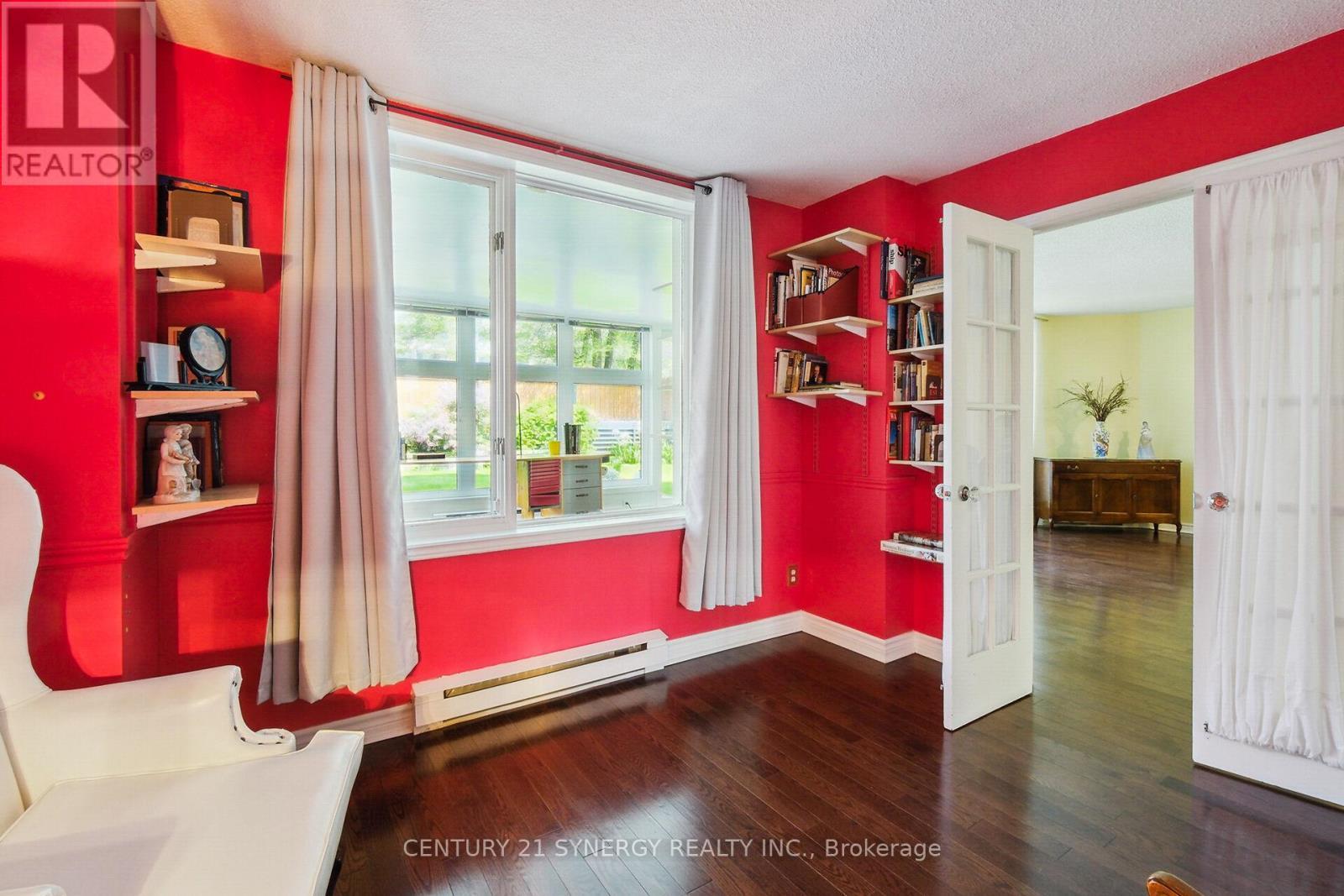 Window to the solarium with plenty of light - 104 - 295 Gilmour Street, Ottawa, ON - Indoor Photo Showing Other Room
