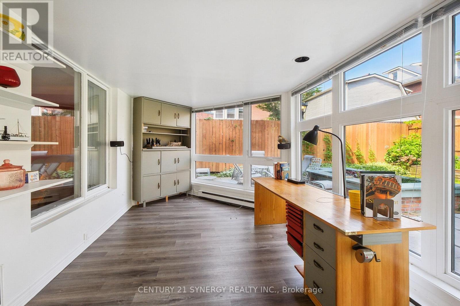 A large space to spend time in - 104 - 295 Gilmour Street, Ottawa, ON - Indoor Photo Showing Kitchen